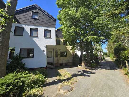 Familienfreundliches Reihenmittelhaus mit Keller und Garage in Havelnähe