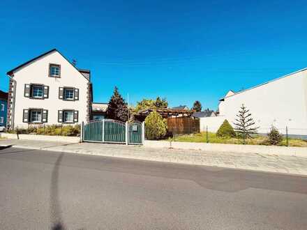 Freistehendes Ein-Mehrfamilienhaus in Andernach-Miesenheim