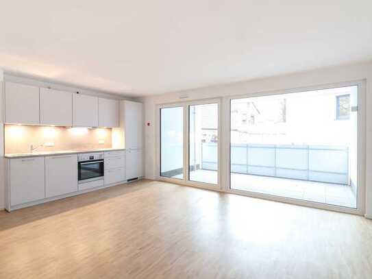 Moderne + Helle 4-Zi.-Wohnung auf 87m² mit Balkon, EBK und in direkter Nachbarschaft zur Outlet-City