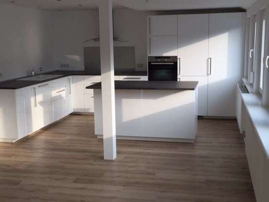 Luxuriöse Penthouse-Wohnung mit 2 Terrassen in Fußgängerzone, Meschede