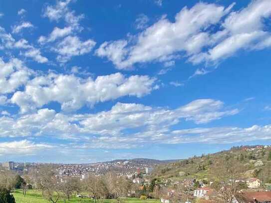 Helle 3 Zimmer-Wohnung mit Traum-Ausblick!