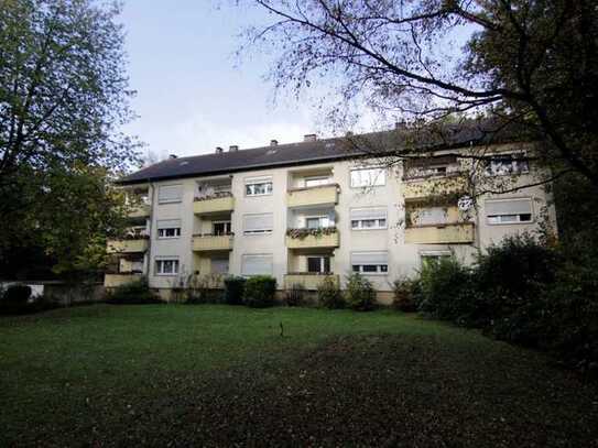 2 Raum Wohnung mit Balkon in ruhiger Lage