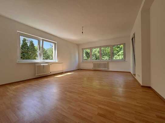 4 Zimmer Berlin Lichtenrade gehobene Ausstattung Hell ruhig Terrasse EBK BAD GWC Garten