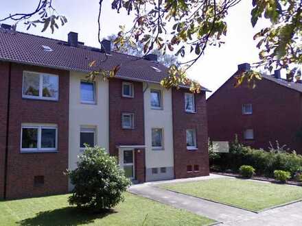 Bezahlbare renovierte 3,5 Raum-Wohnung in guter Lage von Essen-Bergerhausen!
