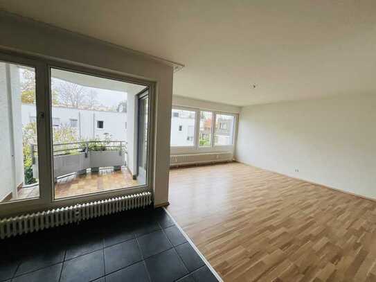 Exklusive 2,5-Zimmer-Wohnung mit Balkon und Garage