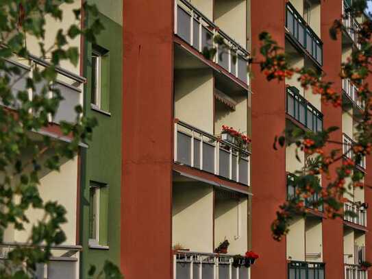 Familienfreundliche 4-Raum Wohnung mit Balkon