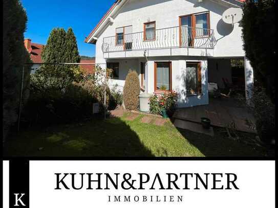 *KUHN & PARTNER* Modernes Einfamilienhaus in toller Lage mit viel platz.