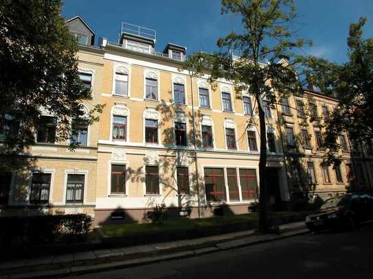 +++ 1-Zimmer-Wohnung mit Einbauküche sowie Carport-Stellplatz +++