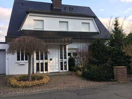 1.850€, 220 m², 5 Zimmer