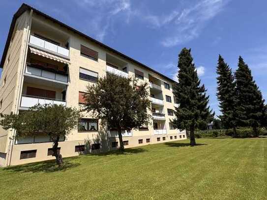 ... AIGNER - renovierte Wohnung im 2.OG mit Fernblick in Ortsrandlage von Töging am Inn ...