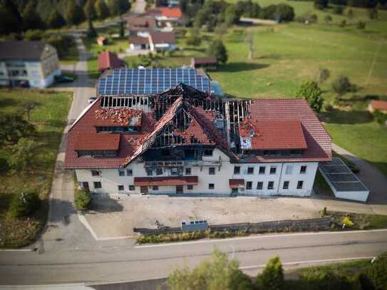 Mehrfamilienhaus mit großem Potential zur Neugestaltung