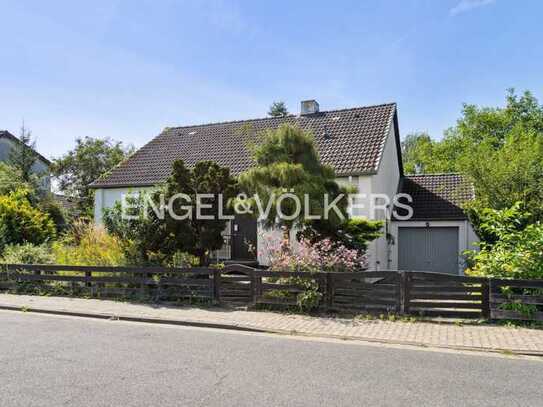 ROMANTIK PUR! EINFAMILIENHAUS MIT NICHT EINSEHBAREN GARTEN IN TOLLER LAGE