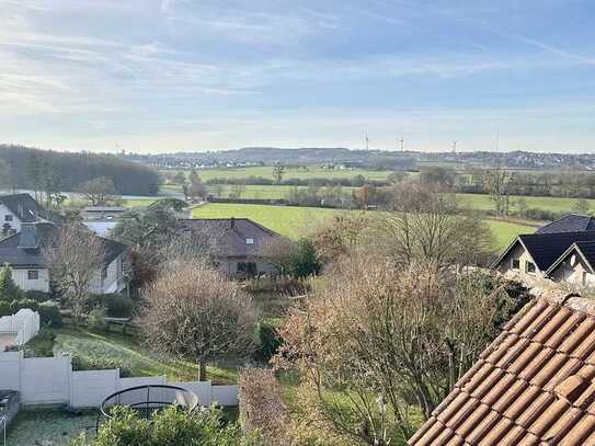 Eigentumswohnung 3,5 ZKDB - ca. 55m² inkl. Stellplatz - DG rechts in Langerwehe Hamich / Mieterfrei