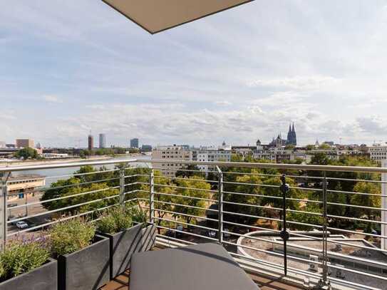 Hoch hinaus! Das besondere Wohnen im Penthouse mit Blick auf Dom und Rhein, inkl. 2 Stellplätze.