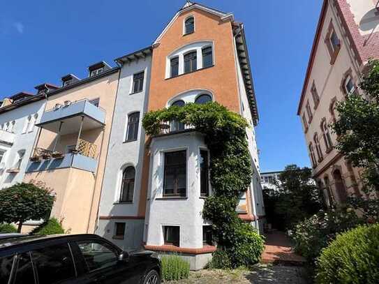 Historische Büro/Gewerbeimmobilie in oft gesuchter Lage nahe Ing.Schule/Wilhelmshöher Allee