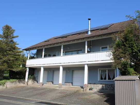 Ein gepflegtes Einfamilienhaus mit großem Garten und Balkon in Brachttal zu verkaufen!