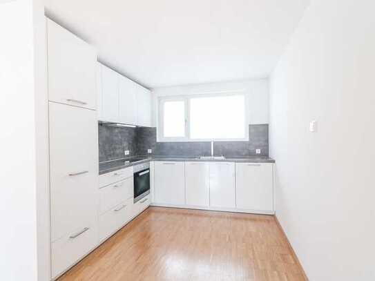 Moderne und Lichtdurchflutete 2-Zi.-Wohnung auf 67m² mit EBK!