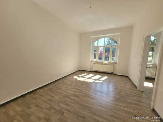 2,5 Zimmer EG-Wohnung in Auerbach zu vermieten mit Balkon! ***Video***