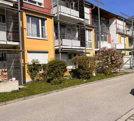 Komplett sanierte 2-Zimmer-Wohnung "betreutes wohnen"