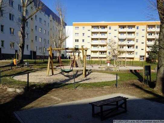 Familienfreundliche 4 Zimmerwohnung mit Balkon in ruhiger Wohnanlage!