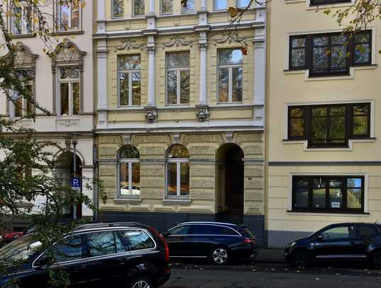 In Patrizierhaus bester Lage: 65 qm-Whg. m. Südbalkon