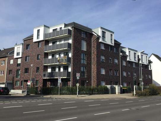 Helle 2-Zimmer-Wohnung mit Terrasse