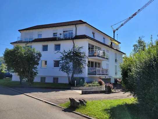 Gepflegte Wohnung - 1,5 Zimmer mit EBK und Balkon in Schelklingen