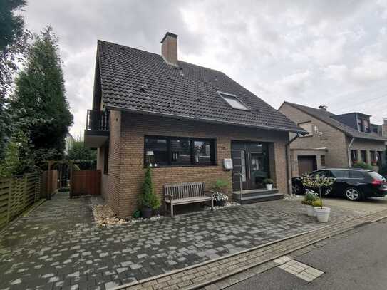 Freistehendes Einfamilienhaus mit Garten in Hiesfeld