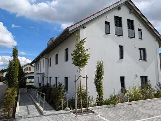 3-Zimmer-Wohnung im 1.OG mit Balkon in Kirchroth - Erstbezug