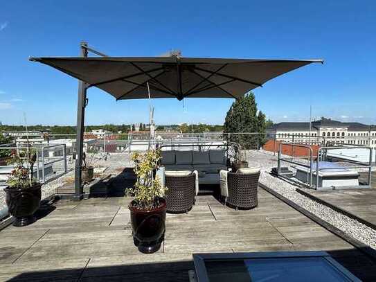 Traumhafte Dachterrassenwohnung in begehrter Lage mit Blick über die Dächer von Leipzig