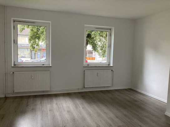 Wir renovieren für Sie 3-Zimmer-Wohnung in zentraler Lage in Lebenstedt