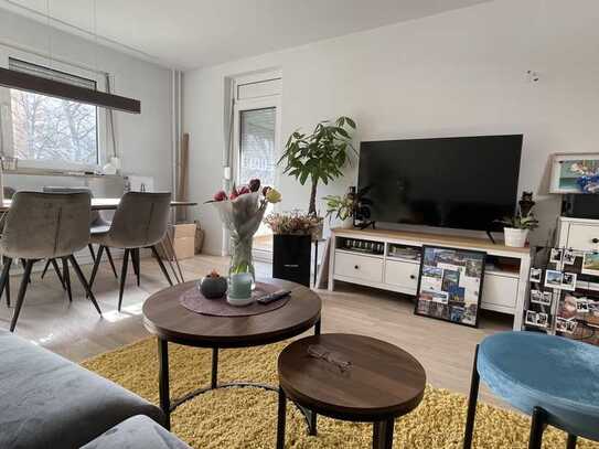 Möblierte 2-Zimmer-Wohnung mit Balkon und EBK in München