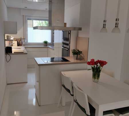 Rottenburg! Helle, stilvolle 3,5 Zi. Wohnung mit moderne Einbauküche.
