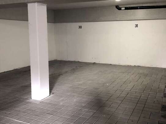 Tiefgaragenstellplatz in Gaildorf, Rotmilanstr. 3 zu vermieten