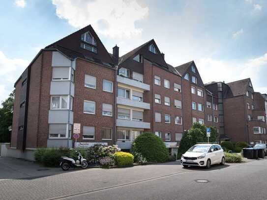 Schicke Penthousewohnung mit Dachterrasse, Balkon und Garage.