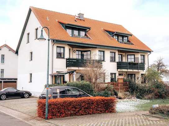 Beständiges Mehrfamilienhaus mit schönen Details & 6 Wohneinheiten in Naunhof-Fuchshain zu erwerben!