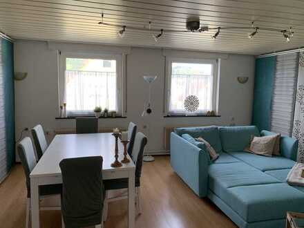 Schöne 2,5-Zimmer-DG-Wohnung mit Einbauküche in Heppenheim