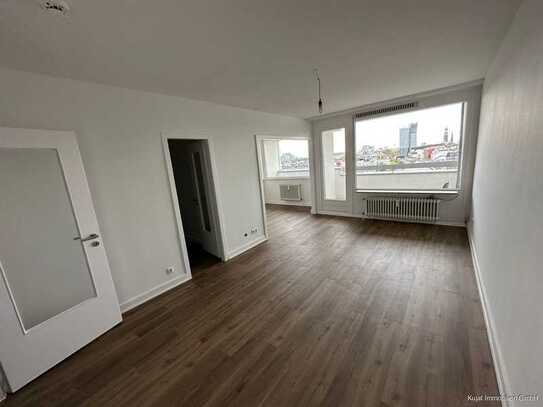 1,5 Zimmer Wohnung in TOP Lage mit Panorama- und Elbblick