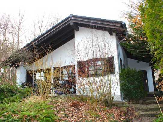 Naturidylle: freistehender Bungalow mit Garten