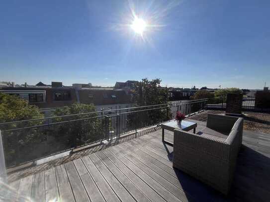 Dachgeschosswohnung mit Terrasse, Aufdachterrasse, eigenem Treppenhaus und Fahrstuhl