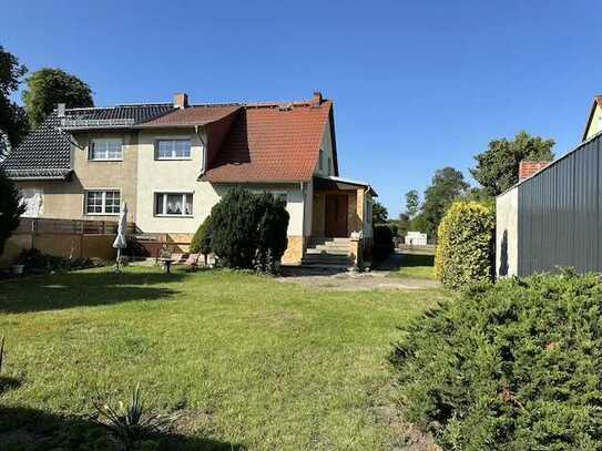 Ich sehe ein Haus mit Landschaftspark. Traum, Vision, Wirklichkeit? Sagen Sie’s!