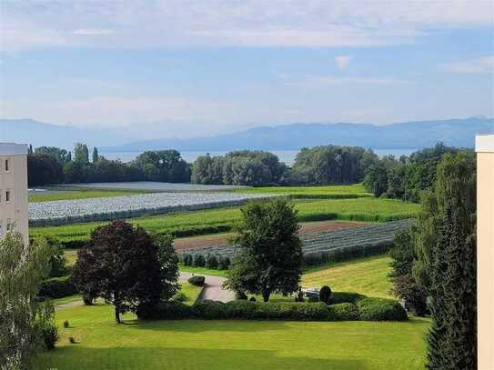 Wohnen mit toller See- und Bergsicht im obersten Stock!