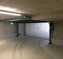 Tiefgaragenstellplatz zu vermieten - behindertengerecht