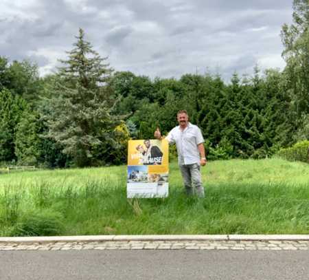 BIETEN: GLÜCKLICHES FAMILIENLEBEN IM EIGENEN HAUS MIT GARTEN - TEL: 01714863595