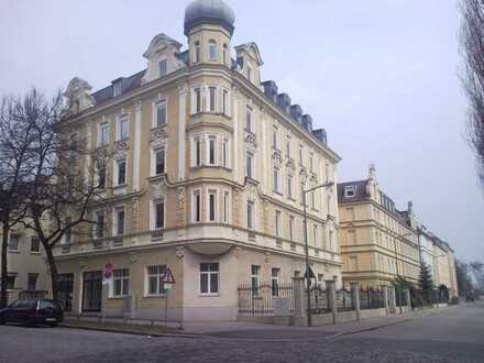 Bismarckviertel-stilvolle Wohnung /Jugendstildenkmal mit Balkon in reizvoller Lage