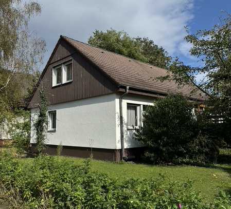 Einfamilienhaus mit Grundstück