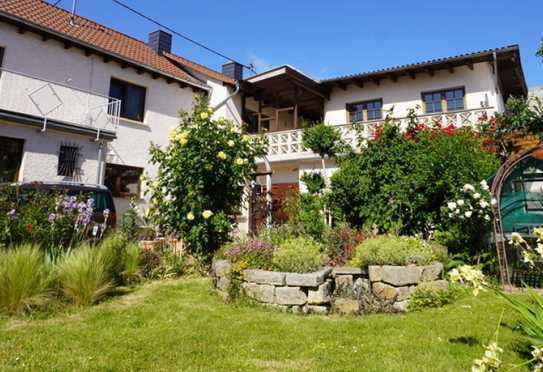 Freundliches, komplett renoviertes Haus in Mommenheim