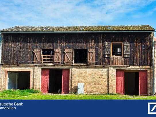 Tabakscheune mit Oderblick und Historisches Reihenmittelhaus – Wohnidylle in Gartz (Oder)