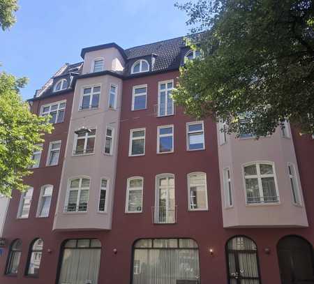 *Urbanes Wohnen im Altbaucharme ist hier auf einer Wohnfläche von ca. 147 m² möglich*