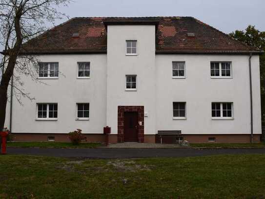 Im Herzen von Deutzen - schöne, helle 3 Raum-Wohnung.